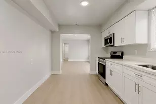 101 W 11th St, Hialeah, FL 33010 - Photo 22
