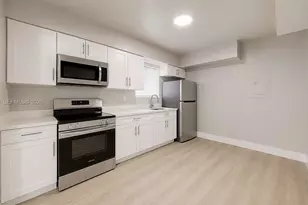 101 W 11th St, Hialeah, FL 33010 - Photo 18