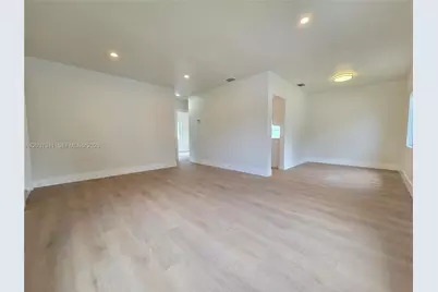 240 NW 51st Ave #0, Miami, FL 33126 - Photo 6