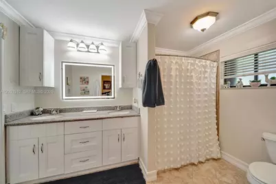 1638 N 15th Ter, Hollywood, FL 33020 - Photo 32