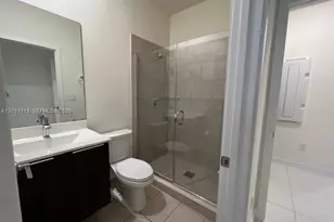 15818 NW 91st Ave, Miami Lakes, FL 33018 - Photo 20