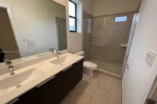 15818 NW 91st Ave, Miami Lakes, FL 33018 - Photo 26