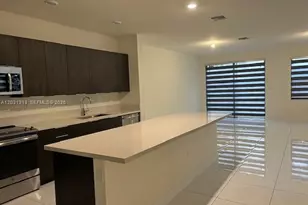 15818 NW 91st Ave, Miami Lakes, FL 33018 - Photo 6