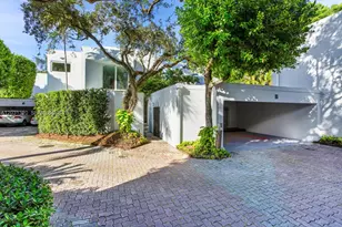2475 S Bayshore Dr, Miami, FL 33133 - Photo 1