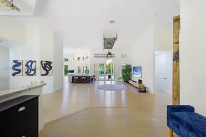 10961 SW 31st St, Davie, FL 33328 - Photo 6
