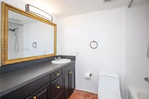 1801 S Treasure Dr, North Bay Village, FL 33141 - Photo 22