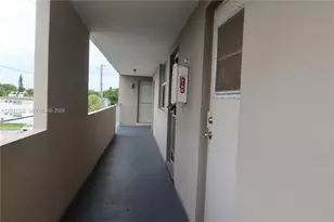 1850 NE 169th St, North Miami Beach, FL 33162 - Photo 24
