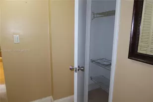1850 NE 169th St, North Miami Beach, FL 33162 - Photo 18