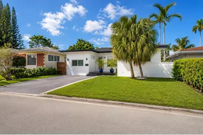 8819 Dickens Ave, Surfside, FL 33154 - Photo 6
