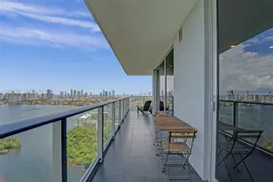 16385 Biscayne Blvd, North Miami Beach, FL 33160 - Photo 36