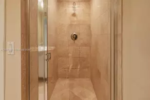 1800 S Ocean Dr, Hallandale Beach, FL 33009 - Photo 14