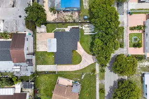 18930 NW 44th Ct, Miami Gardens, FL 33055 - Photo 12