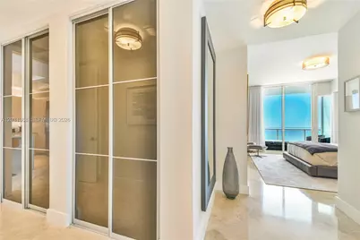 100 S Pointe Dr #2806, Miami Beach, FL 33139 - Photo 20