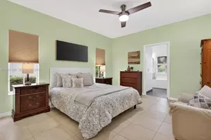 370 Carrington Dr, Weston, FL 33326 - Photo 16