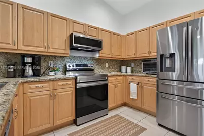 370 Carrington Dr, Weston, FL 33326 - Photo 28