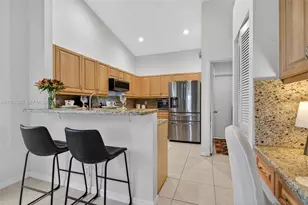 370 Carrington Dr, Weston, FL 33326 - Photo 28