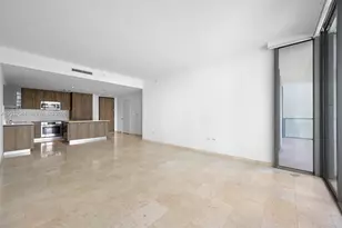 68 SE 6th St, Miami, FL 33131 - Photo 4