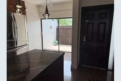 19220 NE 25th Ave #272B, Miami, FL 33180 - Photo 4