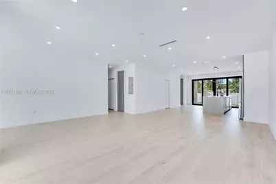 2661 Johnson St, Hollywood, FL 33020 - Photo 10
