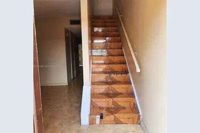 5733 Blueberry Ct, Lauderhill, FL 33313 - Photo 4