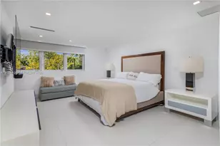 301 E Shore Dr E, Miami, FL 33133 - Photo 20
