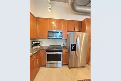 2001 Biscayne Blvd #2310, Miami, FL 33137 - Photo 16