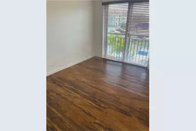 3621 NW 30th Ct, Lauderdale Lakes, FL 33311 - Photo 2