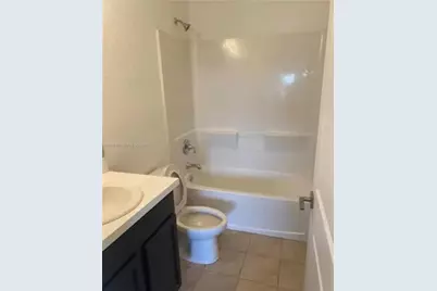 3621 NW 30th Ct, Lauderdale Lakes, FL 33311 - Photo 6