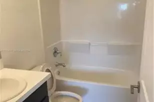 3621 NW 30th Ct, Lauderdale Lakes, FL 33311 - Photo 6