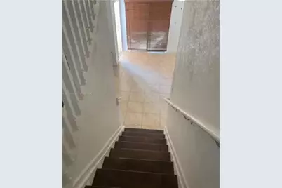 3621 NW 30th Ct, Lauderdale Lakes, FL 33311 - Photo 4