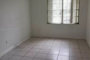 9310 Fontainebleau Blvd, Miami, FL 33172 - Photo 6