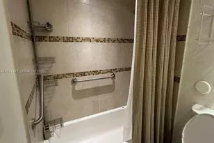 [Address not provided], Miami, FL 33179 - Photo 4