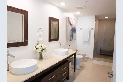 475 Brickell Ave #3915, Miami, FL 33131 - Photo 14
