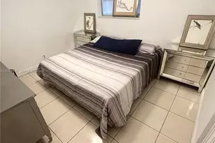 2581 N Garden Dr N, Lake Worth, FL 33461 - Photo 10
