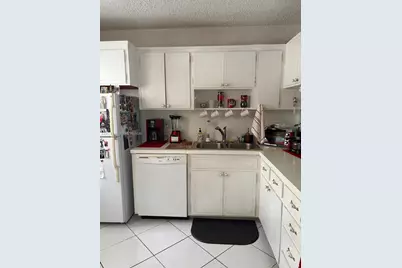 215 SE 3rd Ave #403A, Hallandale Beach, FL 33009 - Photo 6