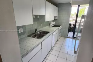 1301 River Reach Dr, Fort Lauderdale, FL 33315 - Photo 8
