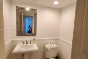 1301 River Reach Dr, Fort Lauderdale, FL 33315 - Photo 12