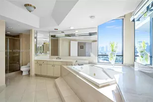 2000 Island Blvd, Aventura, FL 33160 - Photo 18