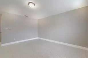 40 W 10th St, Hialeah, FL 33010 - Photo 14
