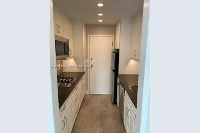 700 Biltmore Way #219, Coral Gables, FL 33134 - Photo 4