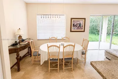748 Tulip Cir, Weston, FL 33327 - Photo 10