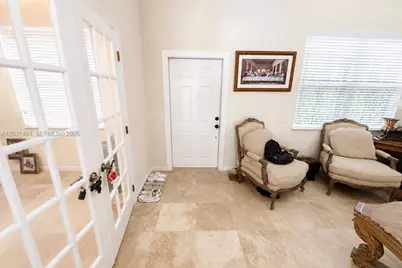 748 Tulip Cir, Weston, FL 33327 - Photo 2