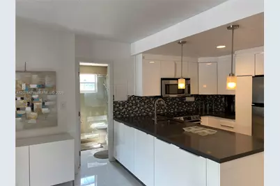 1540 Meridian Ave #4K, Miami Beach, FL 33139 - Photo 2