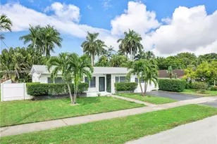 21230 NE 24th Ct, Miami, FL 33180 - Photo 4