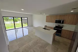 1305 NW 4th Ter, Florida City, FL 33034 - Photo 16