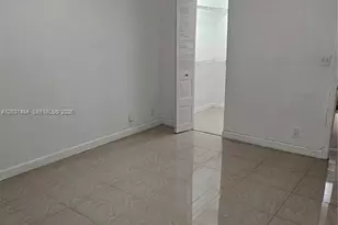 8160 Geneva Way, Miami, FL 33166 - Photo 16