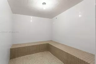 16132 Emerald Estates Dr, Weston, FL 33331 - Photo 44