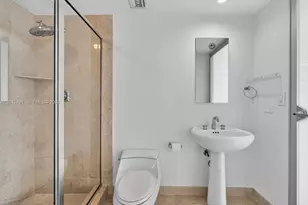 848 Brickell Key Dr, Miami, FL 33131 - Photo 26