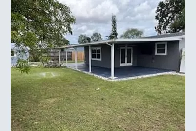 240 N 70th Way, Hollywood, FL 33024 - Photo 20