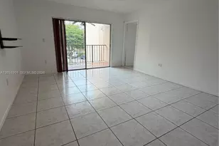 13701 Kendale Lakes Cir, Miami, FL 33183 - Photo 4